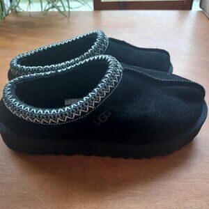 UGG Tasman Slipper Size 6